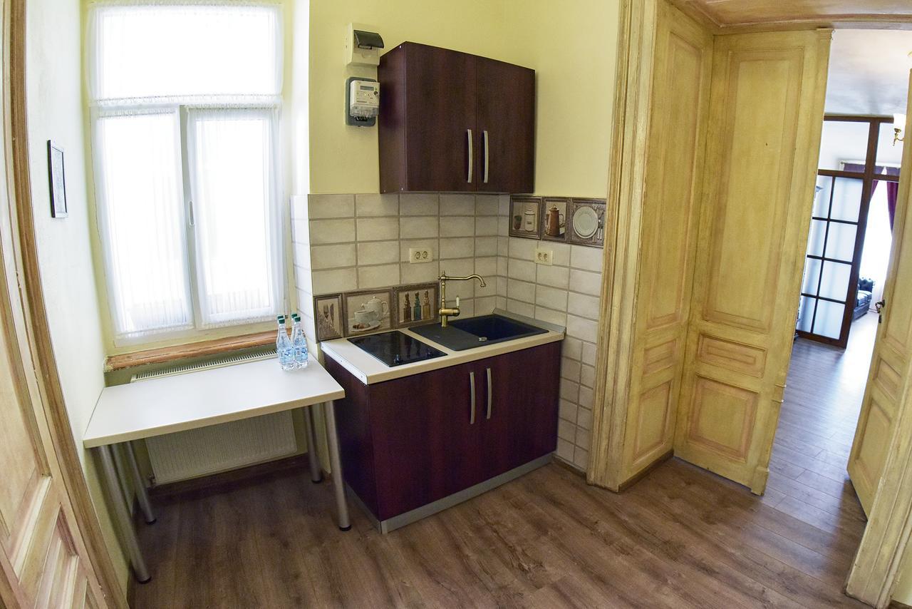 La Maisonnette Брашов Екстер'єр фото